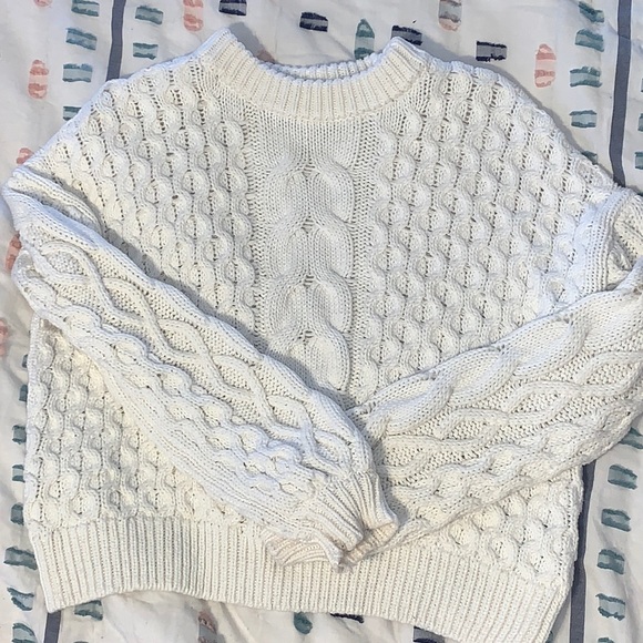 Sweaters - Chunky Cable Knit White Sweater